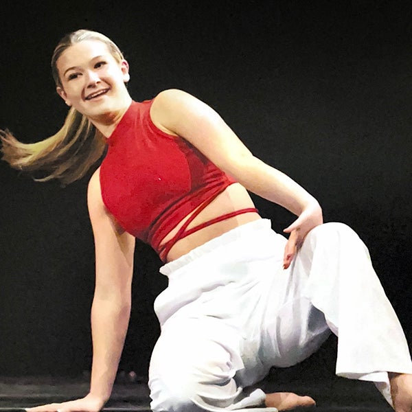 analee dancing in red costume